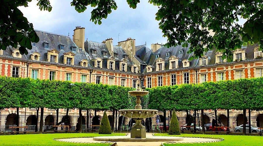 Shopping at Le Marais District